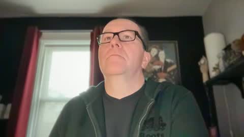 wintyr online show from November 14, 2025, 6:28 pm