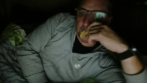 Dirty online show from September 24, 2025, 7:06 pm