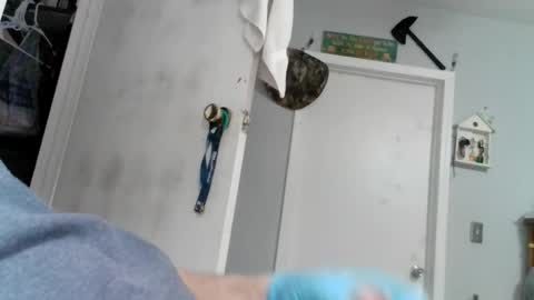 wisheyeknew2 online show from February 11, 2026, 7:13 am