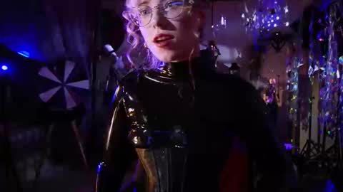 Snapshot of witch_fiona chatting on May 5, 2026, 7:55 pm Goddess of two strapons - Mr. long Don Mr. Pinky online show from May 5, 2026, 7:55 pm