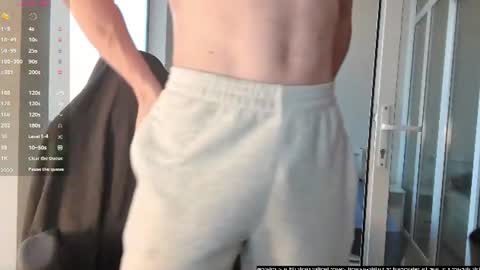 Snapshot of wizloverr chatting on July 27, 2026, 5:09 pm WizLoverr online show from July 27, 2026, 5:09 pm