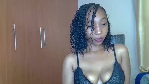 Snapshot of wizzia_khalifa chatting on February 20, 2025, 2:46 pm girlie o online show from February 20, 2025, 2:46 pm