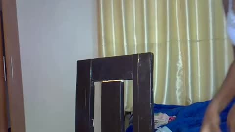 Snapshot of wizzia_khalifa chatting on February 28, 2025, 4:10 am girlie o online show from February 28, 2025, 4:10 am