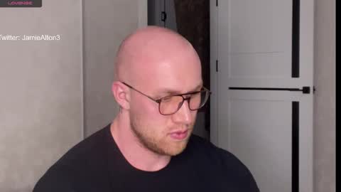 Wlademar online show from October 19, 2025, 8:42 pm