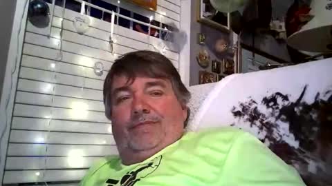 Snapshot of wldlife chatting on April 12, 2026, 12:15 am wldlife online show from April 12, 2026, 12:15 am