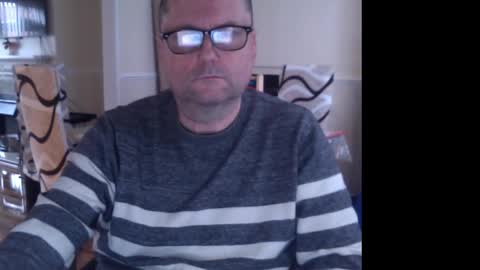 Snapshot of wobble444 chatting on February 10, 2025, 10:31 am wobble444 online show from February 10, 2025, 10:31 am