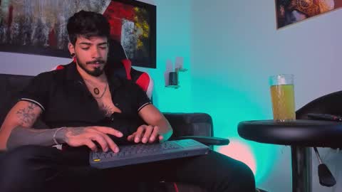 wolferatus online show from October 7, 2025, 10:51 pm