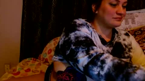 Snapshot of wolfiehoney chatting on April 2, 2026, 5:27 am wolfiehoney online show from April 2, 2026, 5:27 am