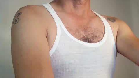 Luis online show from October 31, 2025, 10:55 pm