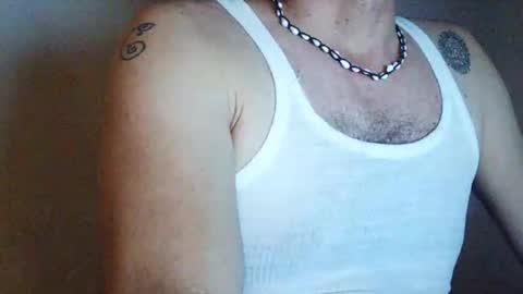 Luis online show from April 18, 2026, 11:38 pm