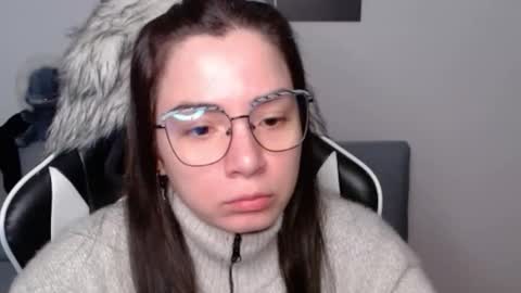 Alex online show from December 17, 2025, 2:28 am