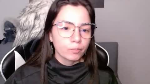 Alex online show from December 19, 2025, 3:24 am