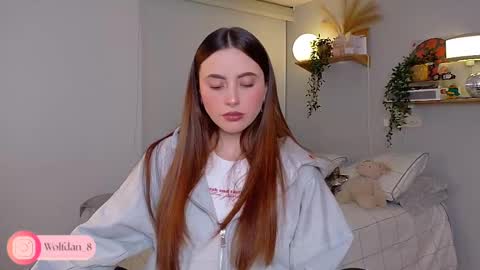 Snapshot of wolfsfoster chatting on October 2, 2025, 3:13 am online show from October 2, 2025, 3:13 am