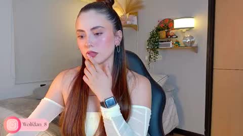 Snapshot of wolfsfoster chatting on October 11, 2025, 4:33 am online show from October 11, 2025, 4:33 am