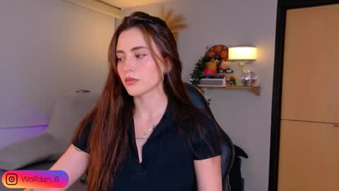   online show from December 15, 2025, 2:27 am