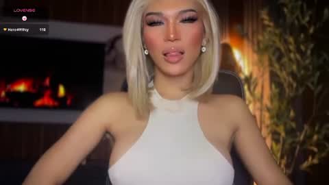 Julia online show from July 30, 2026, 4:33 am