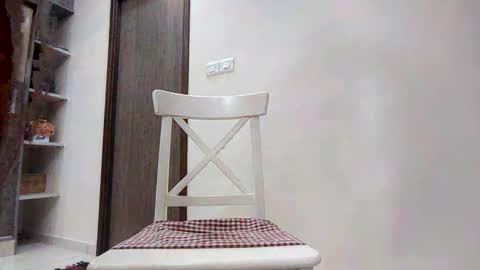 womb_raider_1 online show from December 13, 2024, 7:10 pm