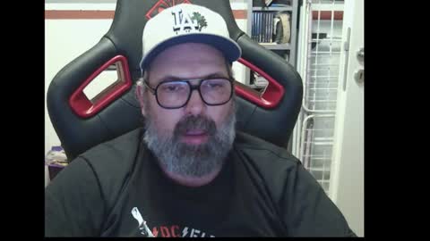 Adam online show from October 23, 2025, 10:52 pm