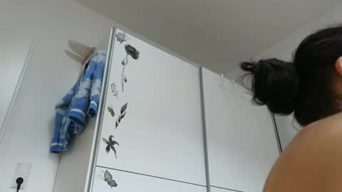 Wondergirl online show from September 29, 2025, 8:19 am