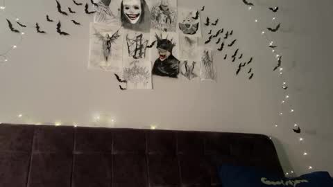 Snapshot of wonderland_stia chatting on October 23, 2025, 5:51 am Stia online show from October 23, 2025, 5:51 am