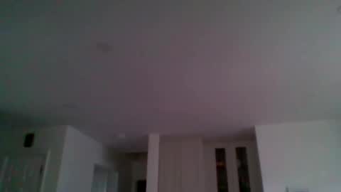 woodeee77 online show from September 25, 2025, 5:49 pm