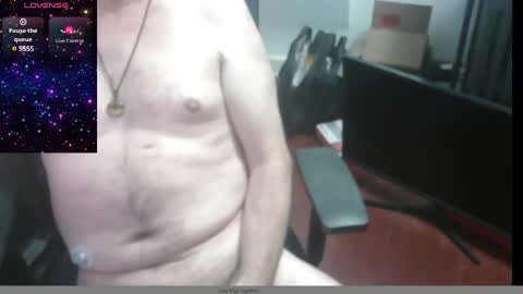 Snapshot of woodworker6473 chatting on January 5, 2025, 9:36 pm woodworker6473 online show from January 5, 2025, 9:36 pm