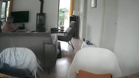 Snapshot of woodwurm chatting on January 12, 2025, 11:28 am woodwurm and Snoeske online show from January 12, 2025, 11:28 am