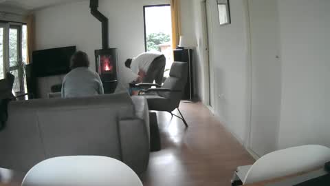 Snapshot of woodwurm chatting on January 19, 2025, 12:39 pm woodwurm and Snoeske online show from January 19, 2025, 12:39 pm