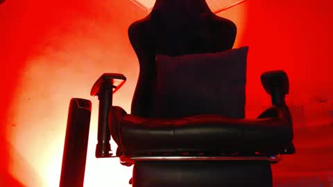 Woondeer online show from September 13, 2025, 6:40 pm