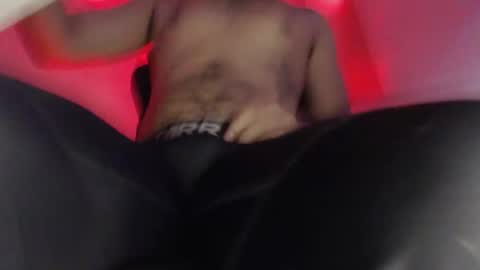 Woondeer online show from December 4, 2025, 7:00 pm