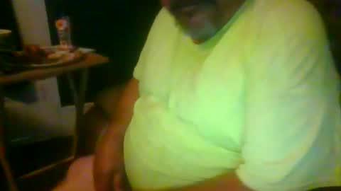 Snapshot of woperator3 chatting on December 5, 2024, 2:22 pm woperator3 online show from December 5, 2024, 2:22 pm