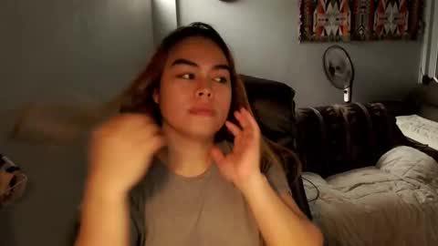 Snapshot of workingbabe41688 chatting on October 26, 2025, 2:50 am workingbabe41688 online show from October 26, 2025, 2:50 am