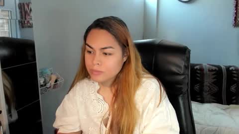 Snapshot of workingbabe41688 chatting on November 2, 2025, 3:53 am workingbabe41688 online show from November 2, 2025, 3:53 am