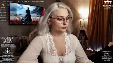 Snapshot of wounded_goddess chatting on October 11, 2025, 6:28 pm Goddess Sophy online show from October 11, 2025, 6:28 pm