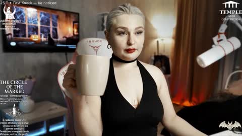 Snapshot of wounded_goddess chatting on October 29, 2025, 5:36 pm Goddess Sophy online show from October 29, 2025, 5:36 pm