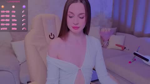 Snapshot of wow_kate chatting on October 21, 2025, 9:43 am Kate online show from October 21, 2025, 9:43 am