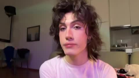 Glen online show from April 3, 2026, 7:01 pm