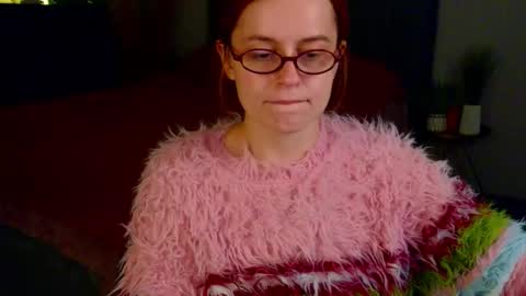 Rebecy online show from October 5, 2025, 1:53 pm