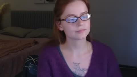 Rebecy online show from November 8, 2025, 1:44 pm