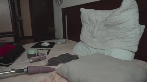 Snapshot of wow_yammy3 chatting on January 12, 2025, 1:42 am Pavel online show from January 12, 2025, 1:42 am