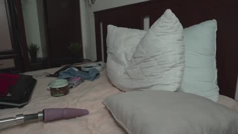 Snapshot of wow_yammy3 chatting on January 13, 2025, 2:07 am Pavel online show from January 13, 2025, 2:07 am