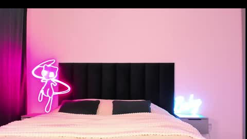 Emi online show from February 1, 2025, 4:03 am