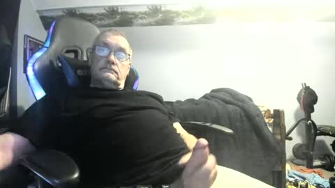 Snapshot of wowsers2022 chatting on October 18, 2025, 10:49 am wowsers2022 online show from October 18, 2025, 10:49 am