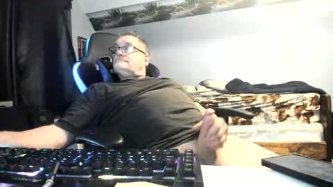 wowsers2022 online show from April 6, 2026, 6:03 am