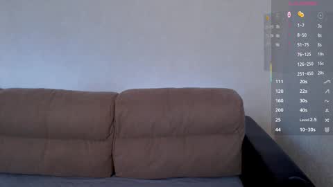 Eva online show from October 12, 2025, 2:21 am