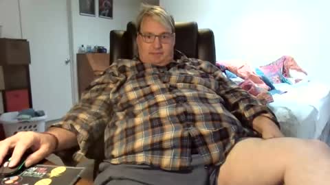Snapshot of wrensworldx chatting on July 12, 2026, 10:34 pm Wren VX online show from July 12, 2026, 10:34 pm