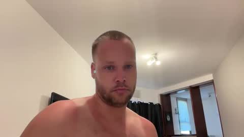 Snapshot of wsvogel chatting on March 5, 2025, 11:28 am joejoe online show from March 5, 2025, 11:28 am