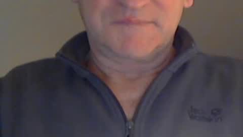 Snapshot of wuki123 chatting on December 15, 2024, 9:42 pm Wuki online show from December 15, 2024, 9:42 pm