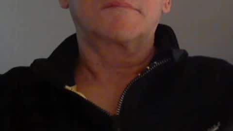 Snapshot of wuki123 chatting on January 5, 2025, 9:03 pm Wuki online show from January 5, 2025, 9:03 pm