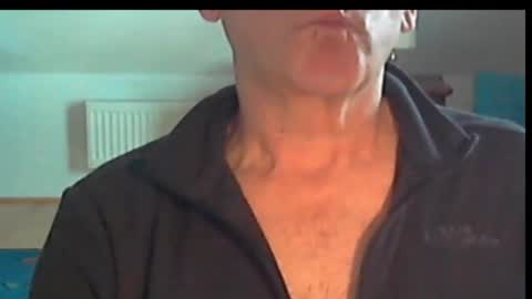 Snapshot of wuki123 chatting on October 27, 2025, 1:15 pm Wuki online show from October 27, 2025, 1:15 pm